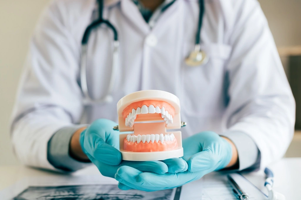 How to Take Care of a Denture?